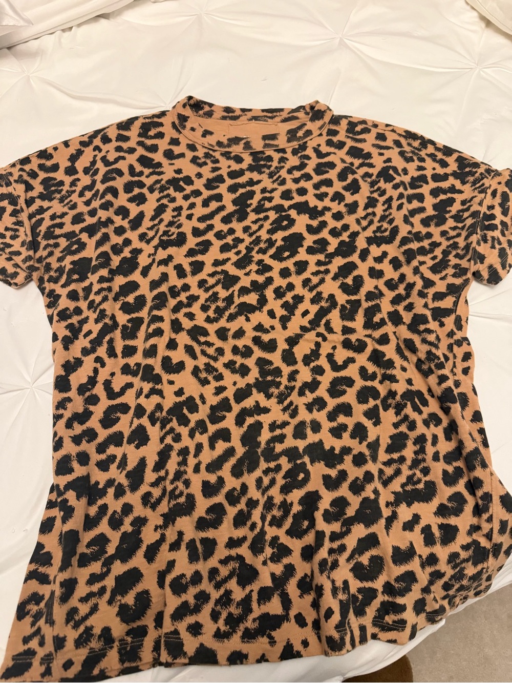 Aerie boyfriend tee Leopard Print Short Sleeve Women’s Top - Tan & Black